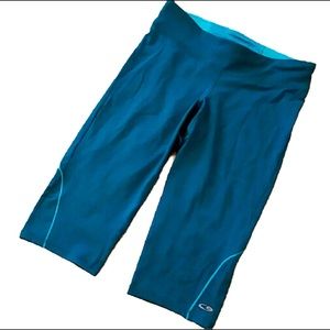 Champion Capri Leggings Teal compression yoga bike Crop pants Workout M